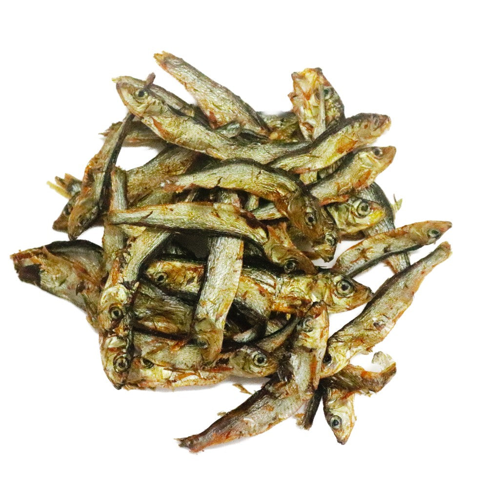 Air-dried Baltic sprats natural dog treat.